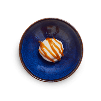 Vanilla pod ice cream with toffee sauce